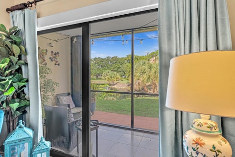 Tiny photo for 912 SW 9TH STREET Circle #105, Boca Raton, FL 33486 (MLS # B26087815)