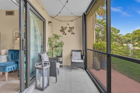 Tiny photo for 912 SW 9TH STREET Circle #105, Boca Raton, FL 33486 (MLS # B26087815)