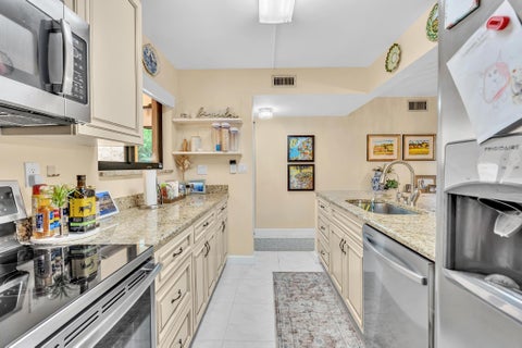 Tiny photo for 912 SW 9TH STREET Circle #105, Boca Raton, FL 33486 (MLS # B26087815)