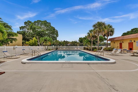 Tiny photo for 912 SW 9TH STREET Circle #105, Boca Raton, FL 33486 (MLS # B26087815)
