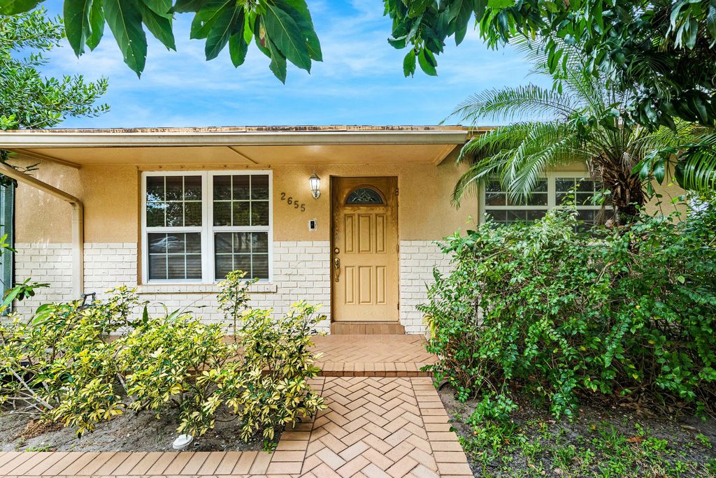 Photo of 2655 Dorson Way, Delray Beach, FL 33445 (MLS # R11159180)