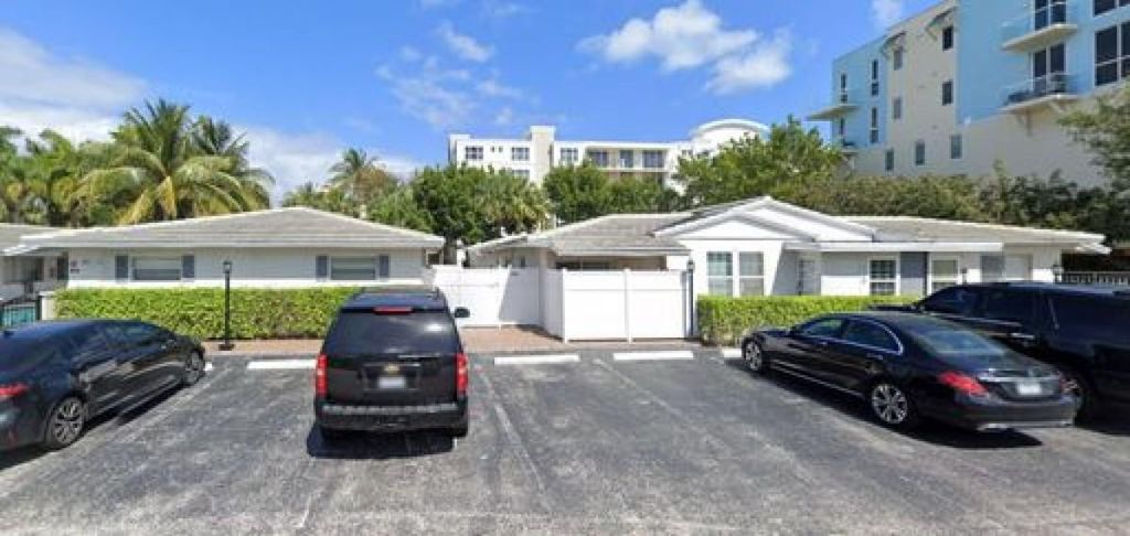 Photo of 40 SE 19th Avenue #103, Deerfield Beach, FL 33441 (MLS # F10456765)