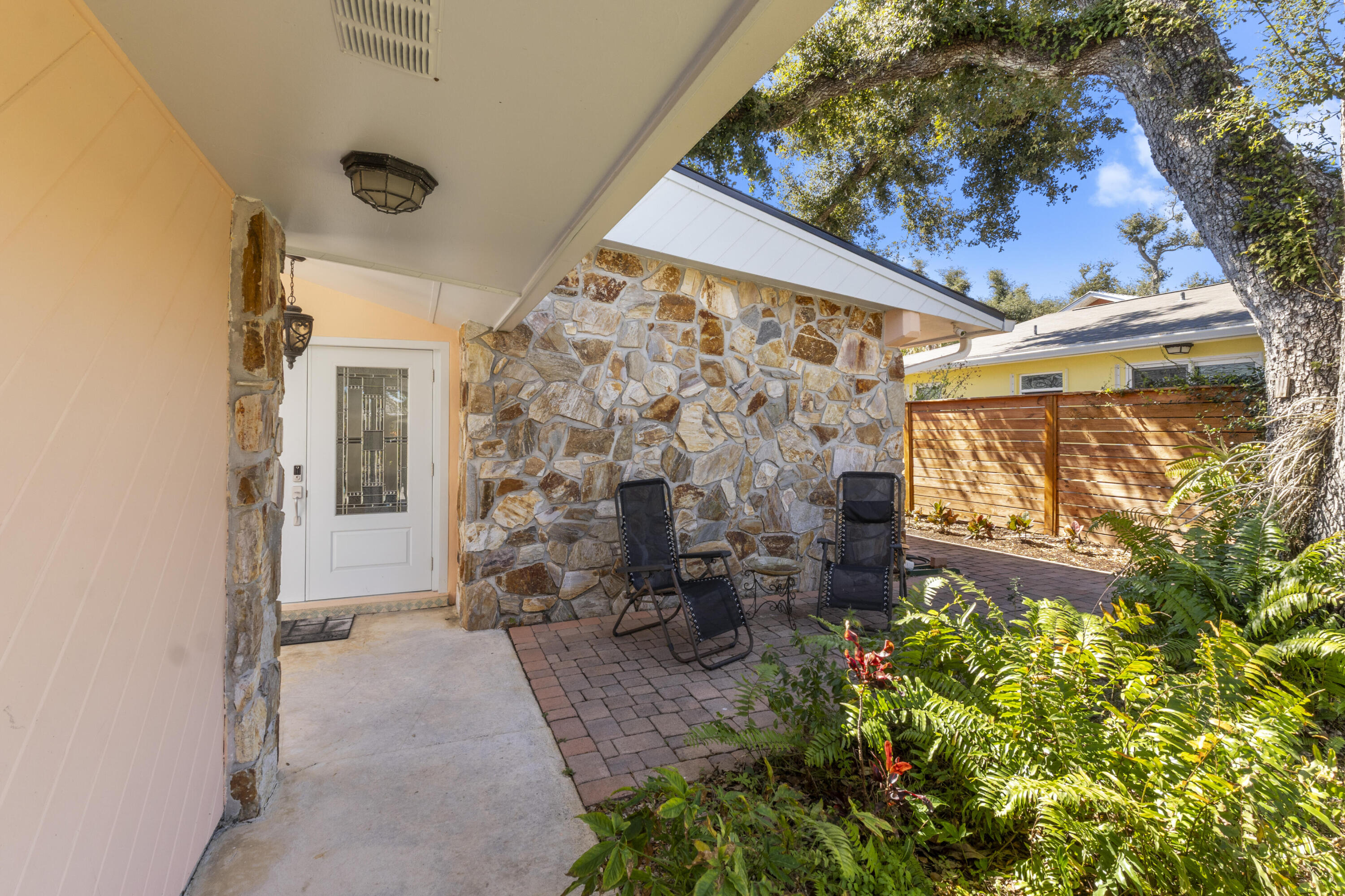 Central Beach - Residential