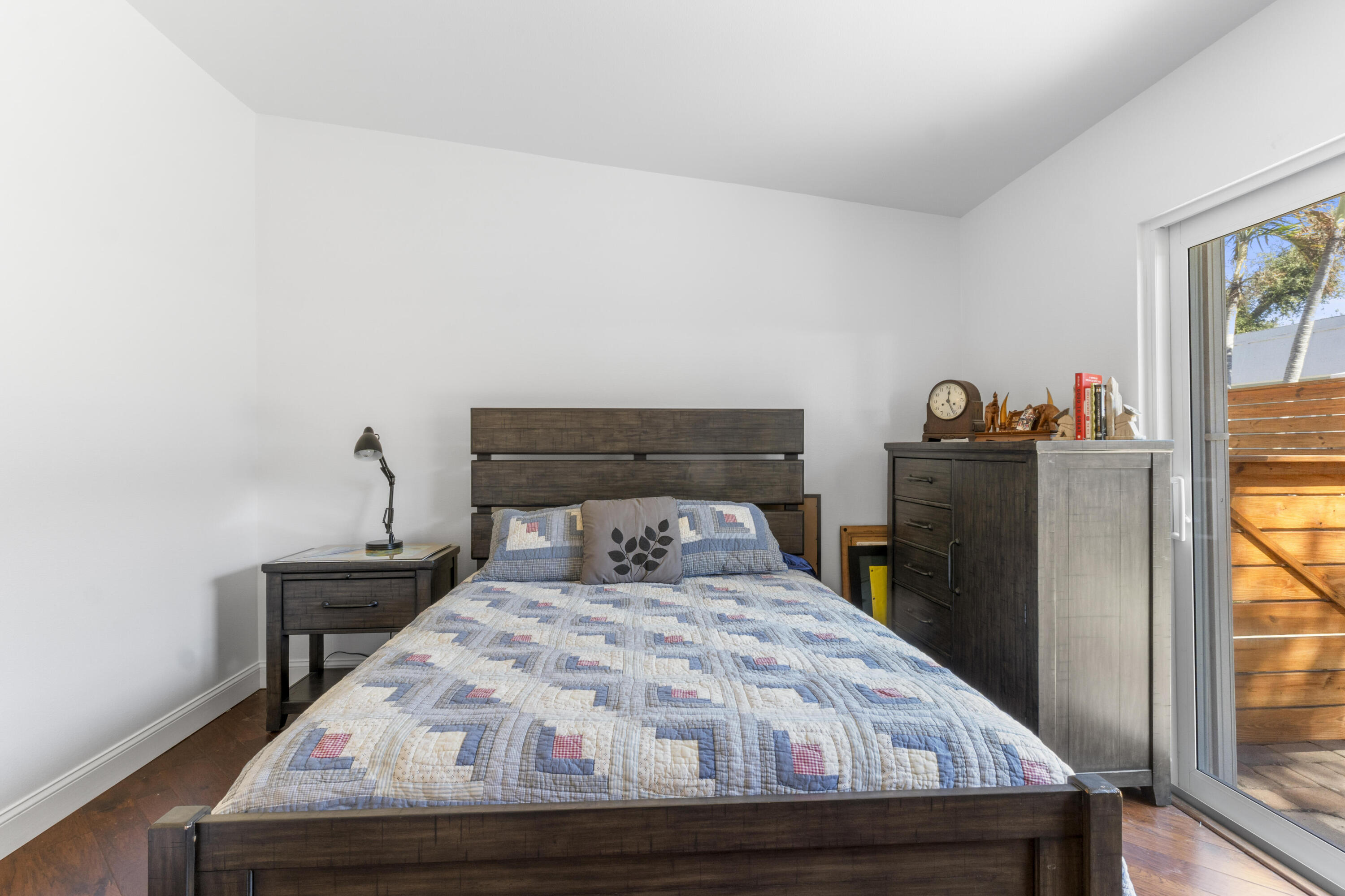 Central Beach - Residential