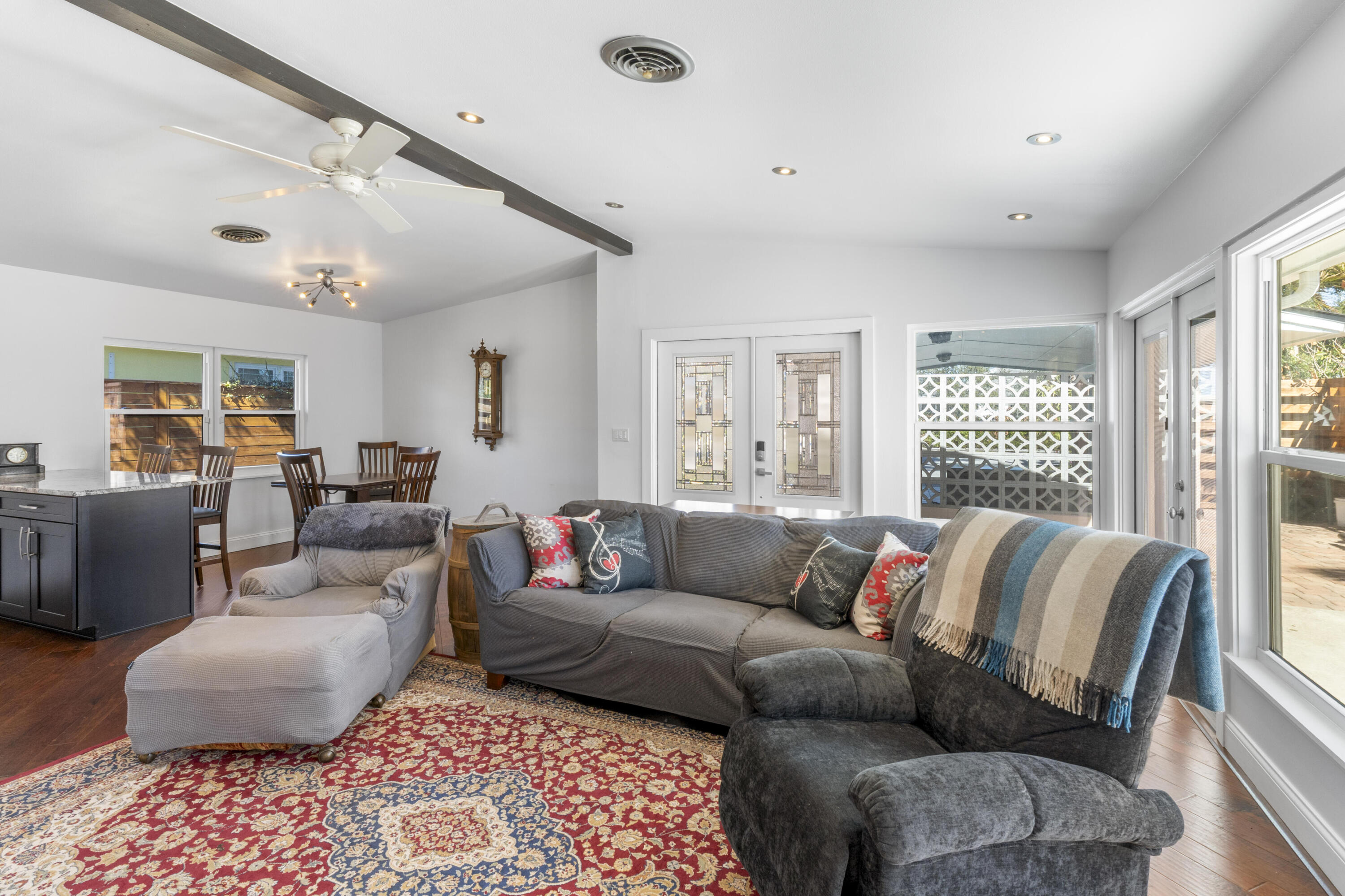 Central Beach - Residential