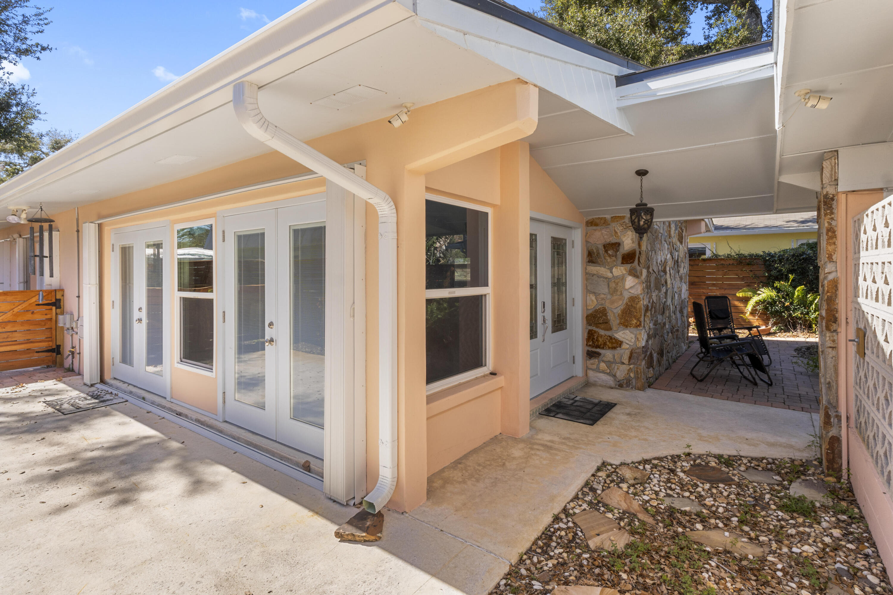 Central Beach - Residential