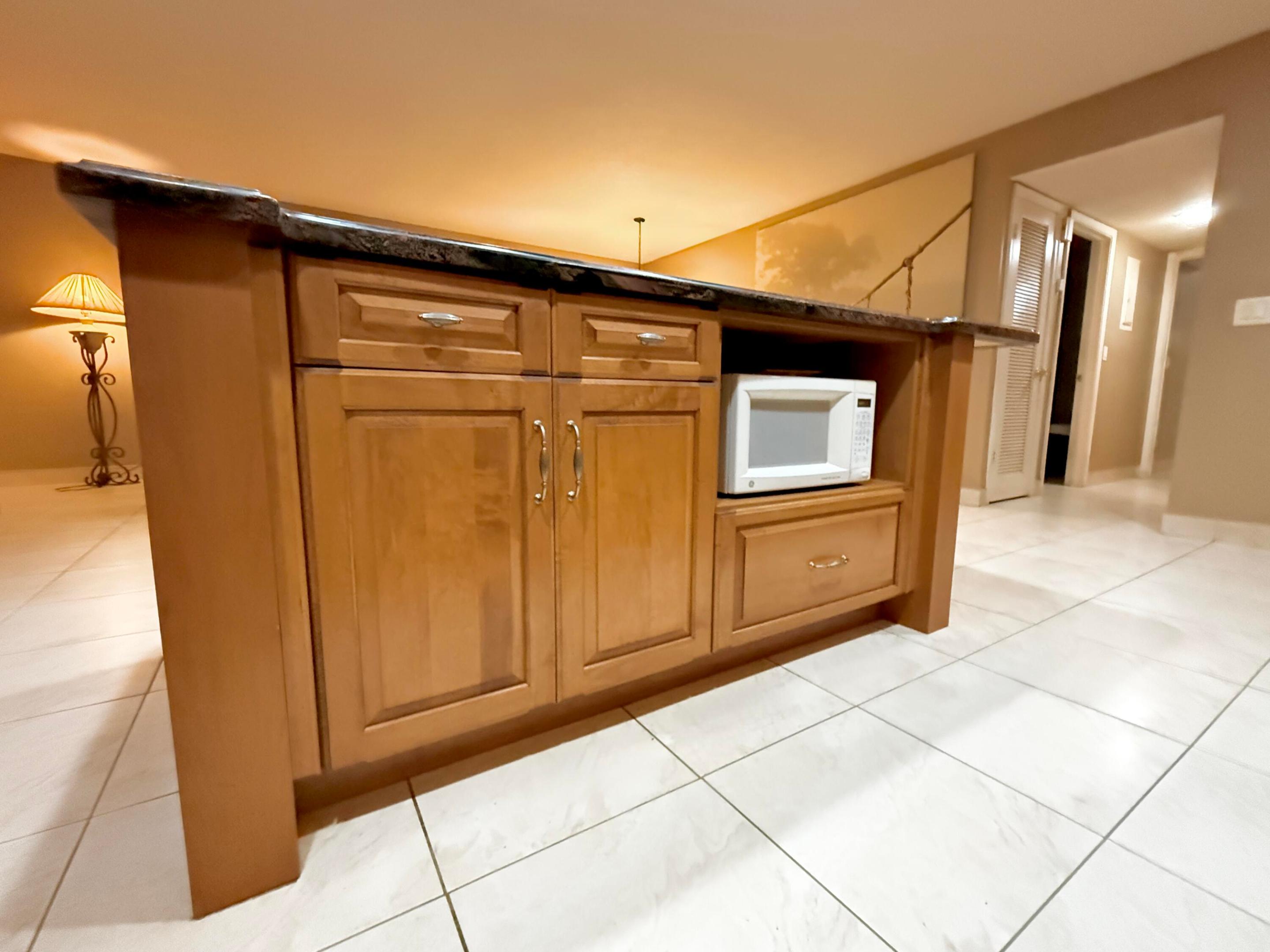 PINE POINT VILLAS CONDO - Residential