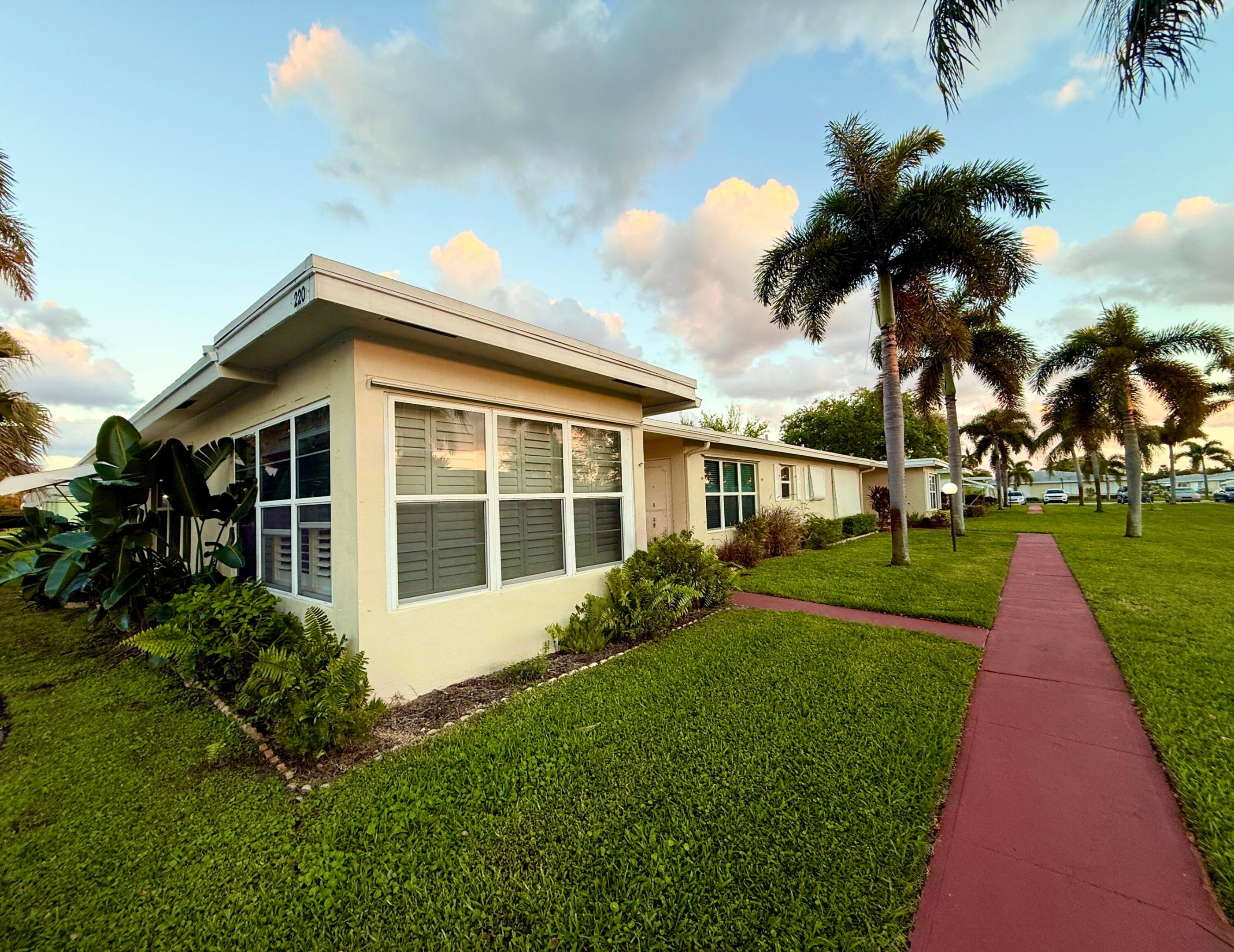 PINE POINT VILLAS CONDO - Residential