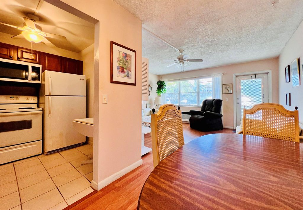 Photo of 146 Sussex H, West Palm Beach, FL 33417 (MLS # R11133552)