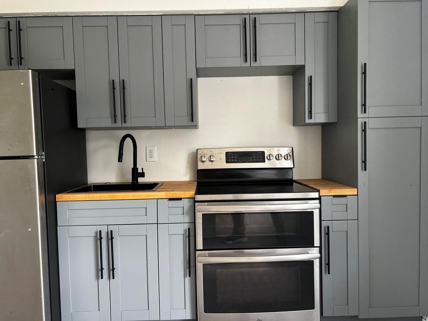 Fully Renovated Duplex | 2 Bed | 1 Bath - Prime LocationThis beautifully fully renovated duplex features a brand-new kitchen with modern cabinets, stainless steel appliances, new AC, fresh paint throughout, and new flooring. The home offers a spacious front yard, a large backyard, and plenty of room for parking.Located just 5 minutes from the beach and close to downtown West Palm Beach, this property is perfect for comfortable coastal living. Ready to rent with fast approval - don't miss out on this amazing opportunity!