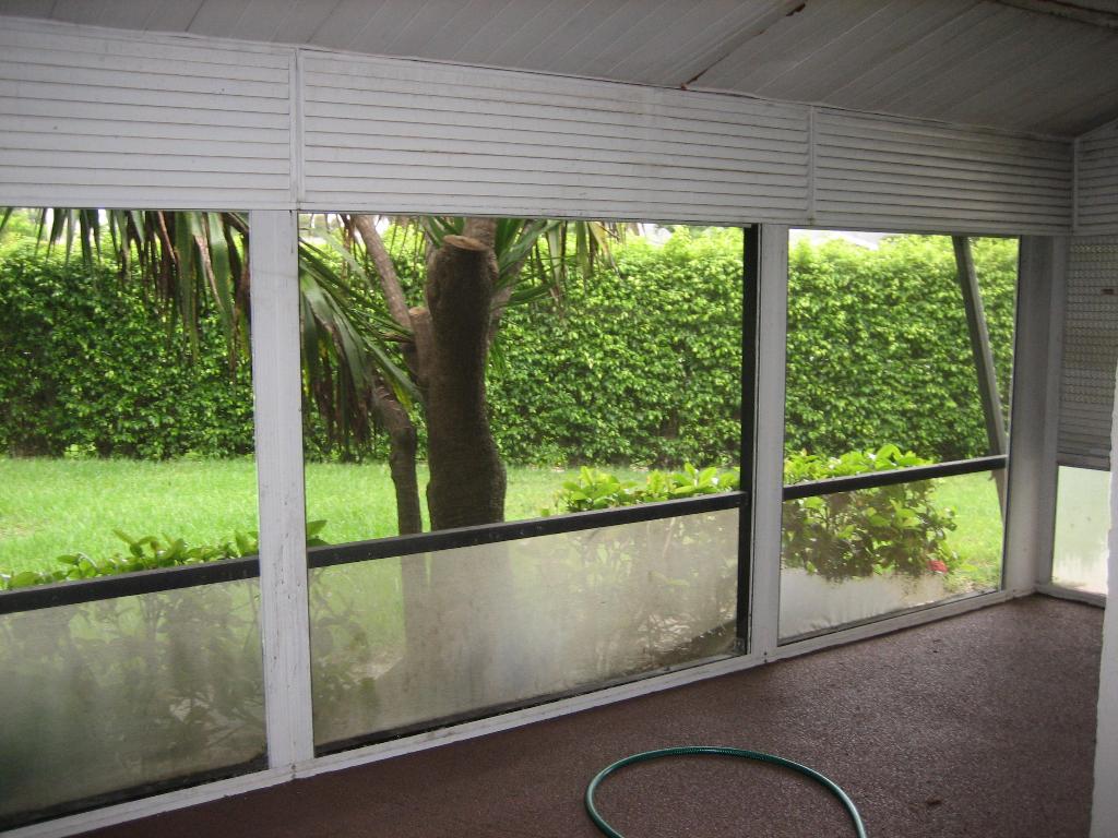 SUNFLOWER - Residential Lease