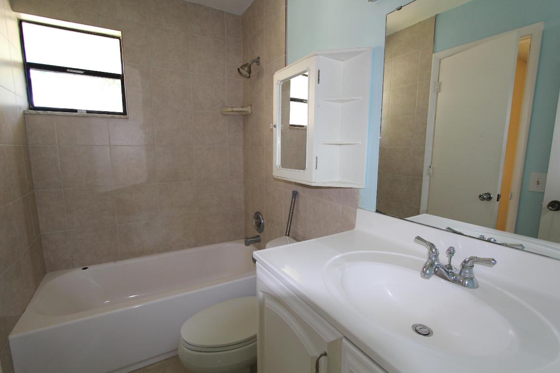 SUNFLOWER - Residential Lease