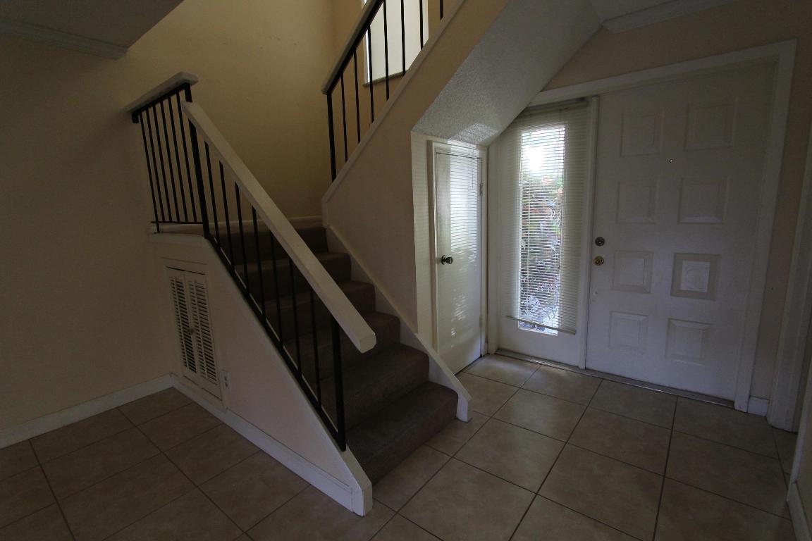 SUNFLOWER - Residential Lease