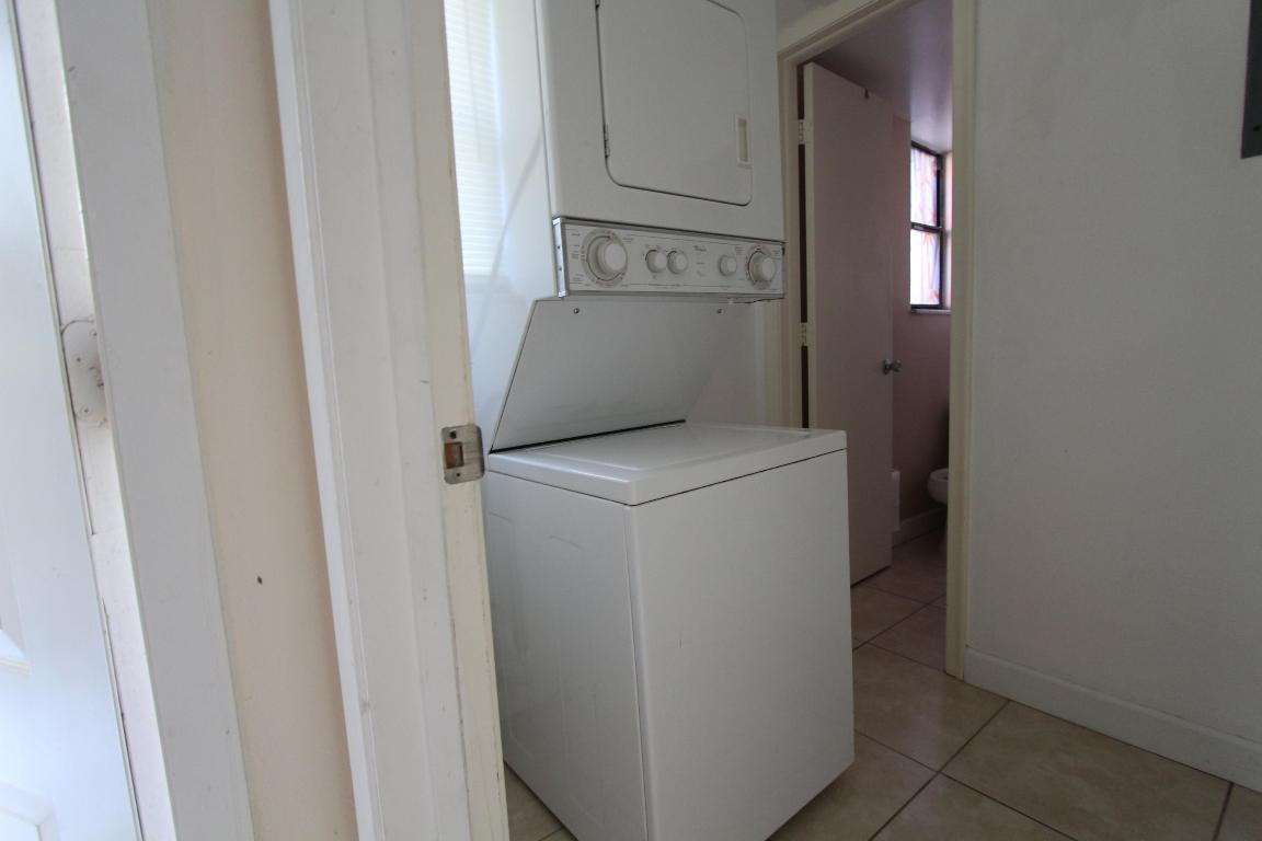 SUNFLOWER - Residential Lease