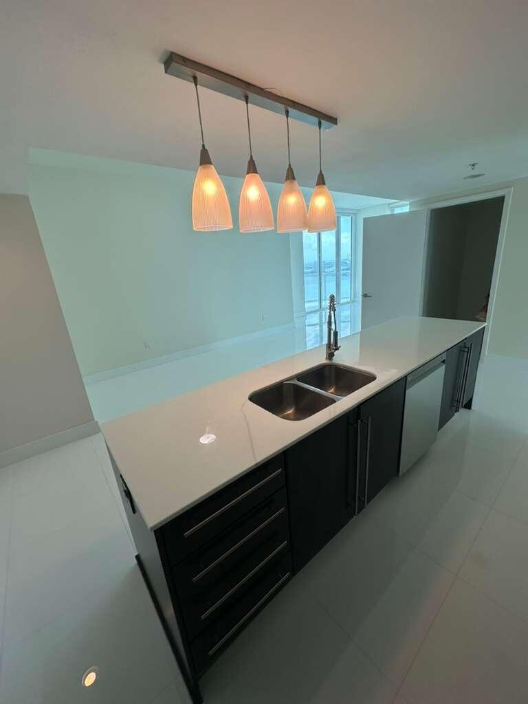 665 NE 25th Street 2601