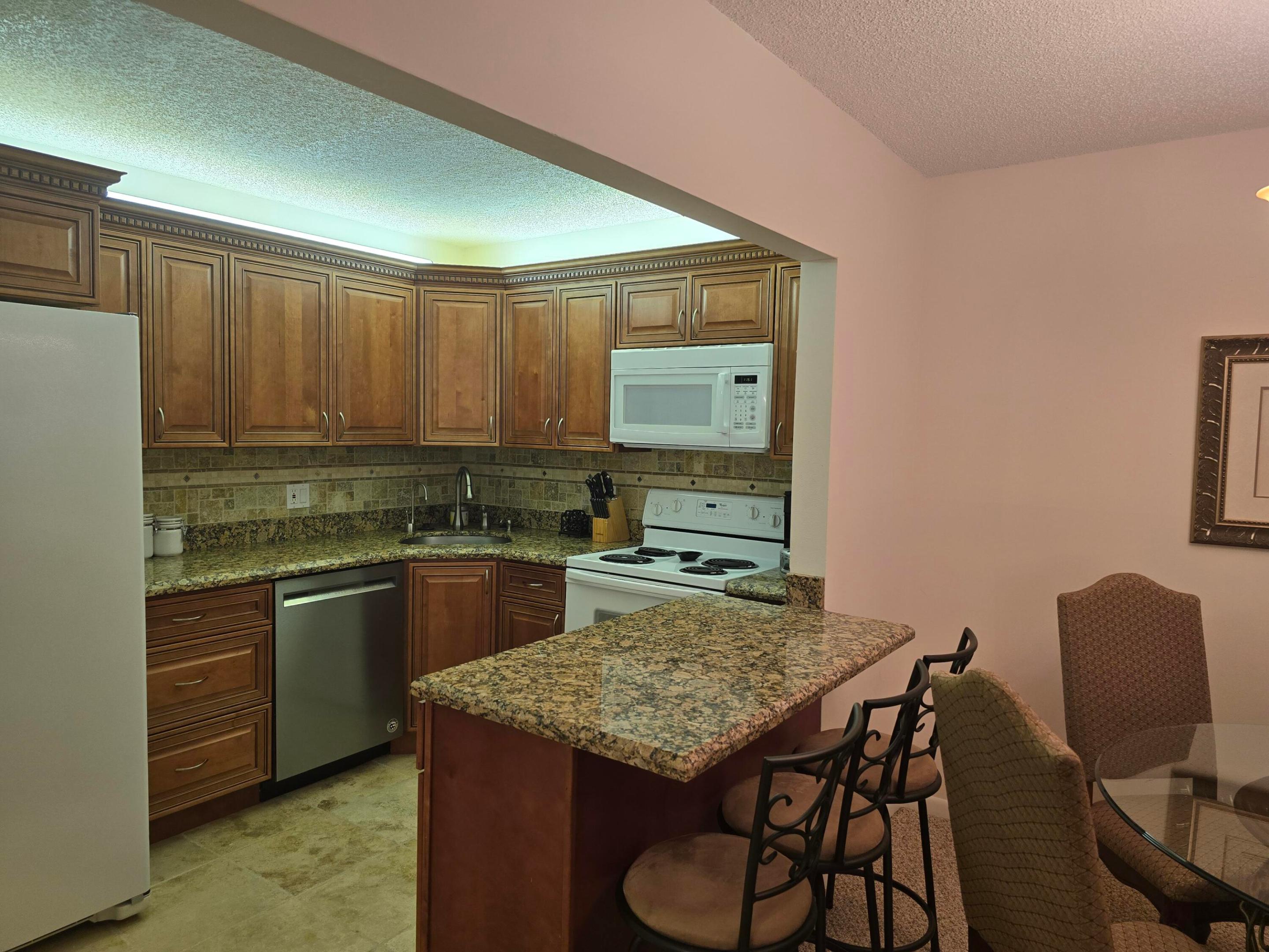 PINE RIDGE III CONDO - Residential