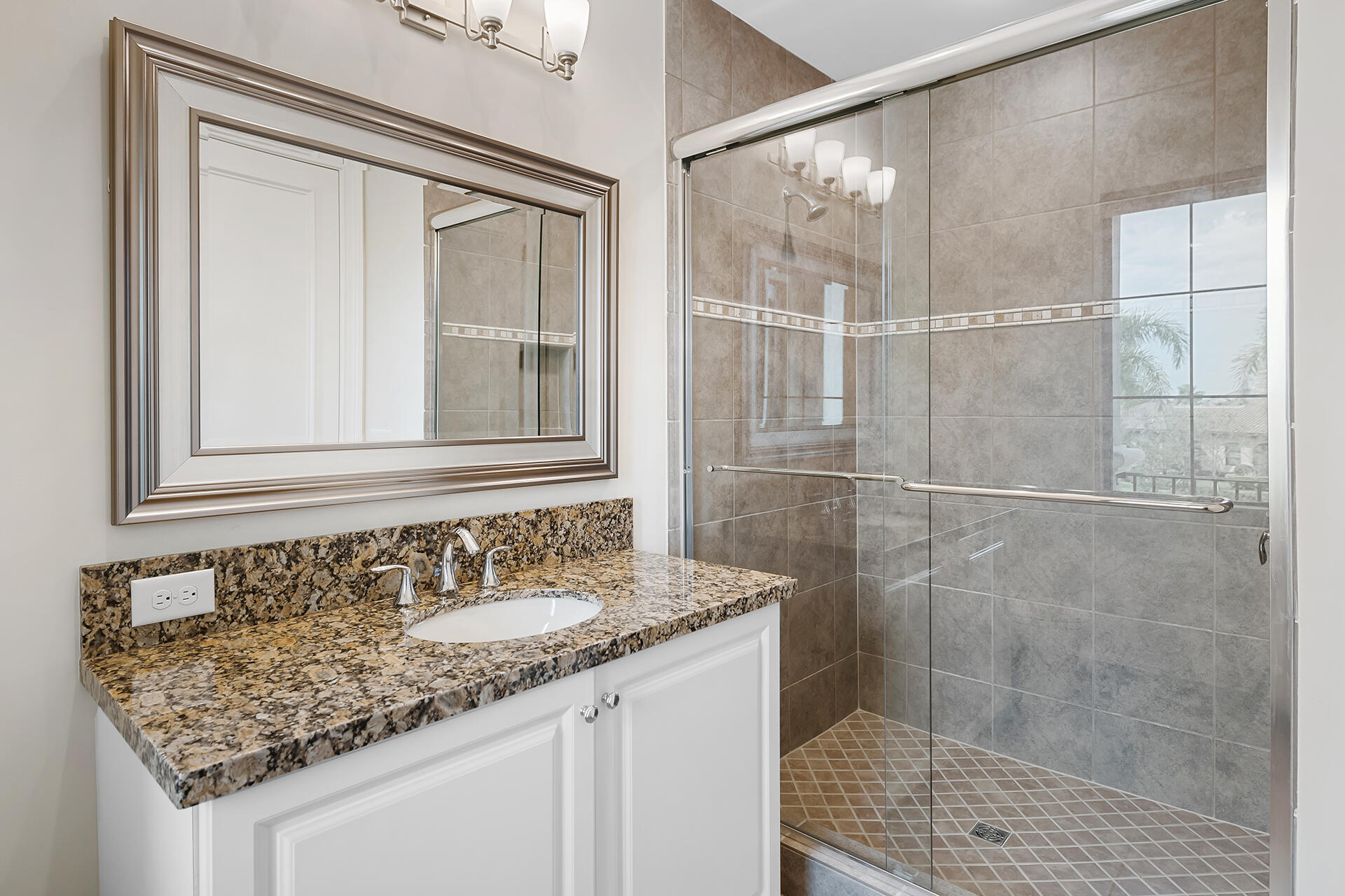 Seven Bridges - Residential