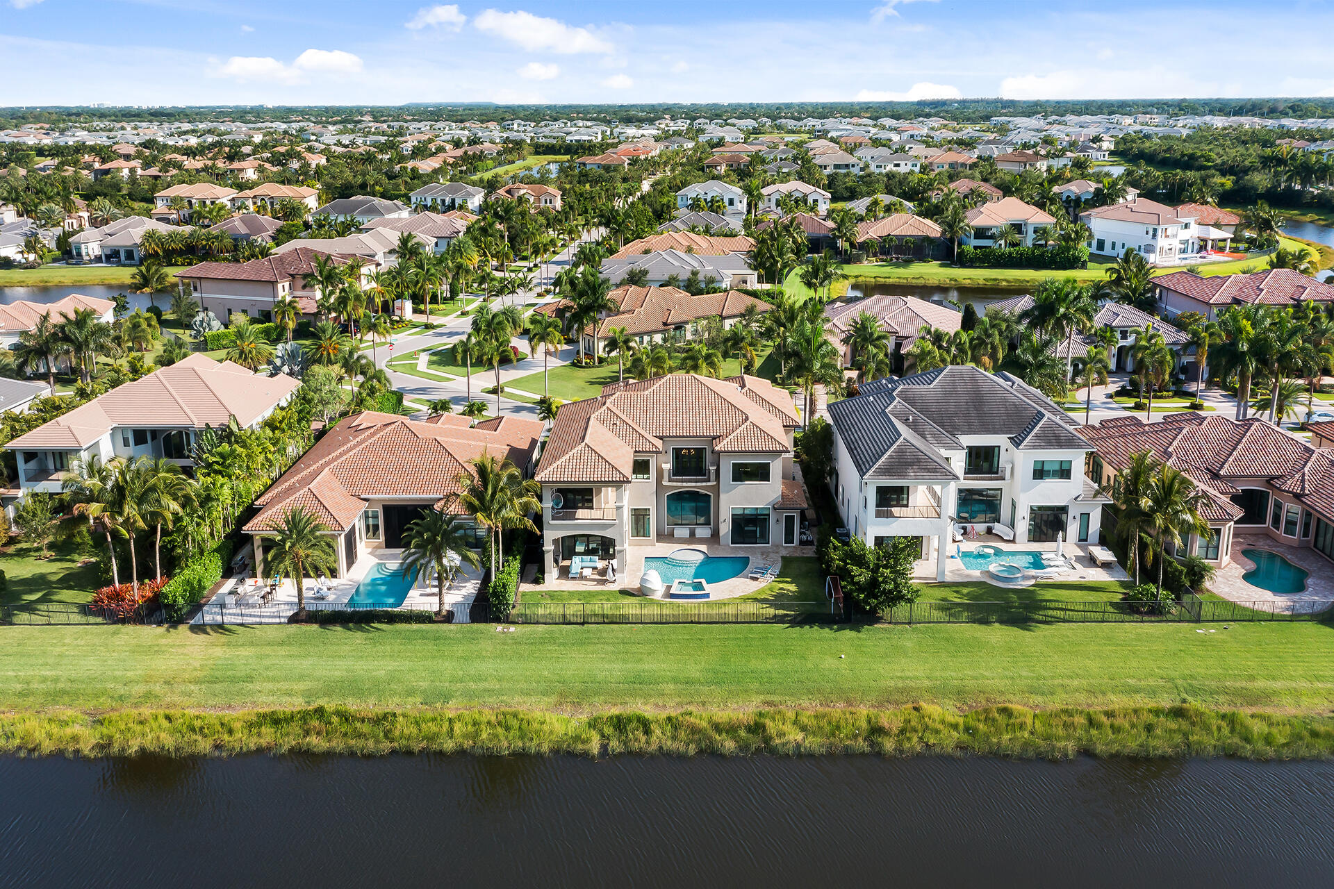 Seven Bridges - Residential
