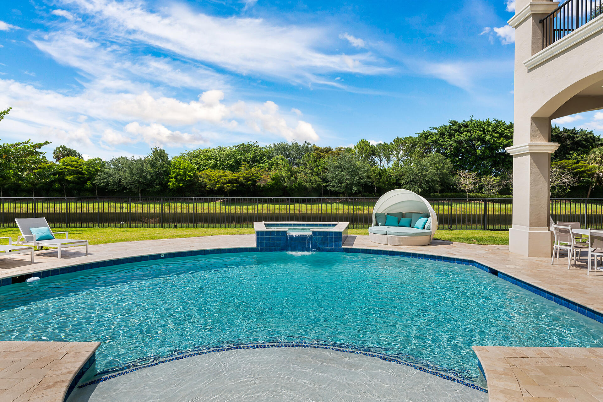 Seven Bridges - Residential