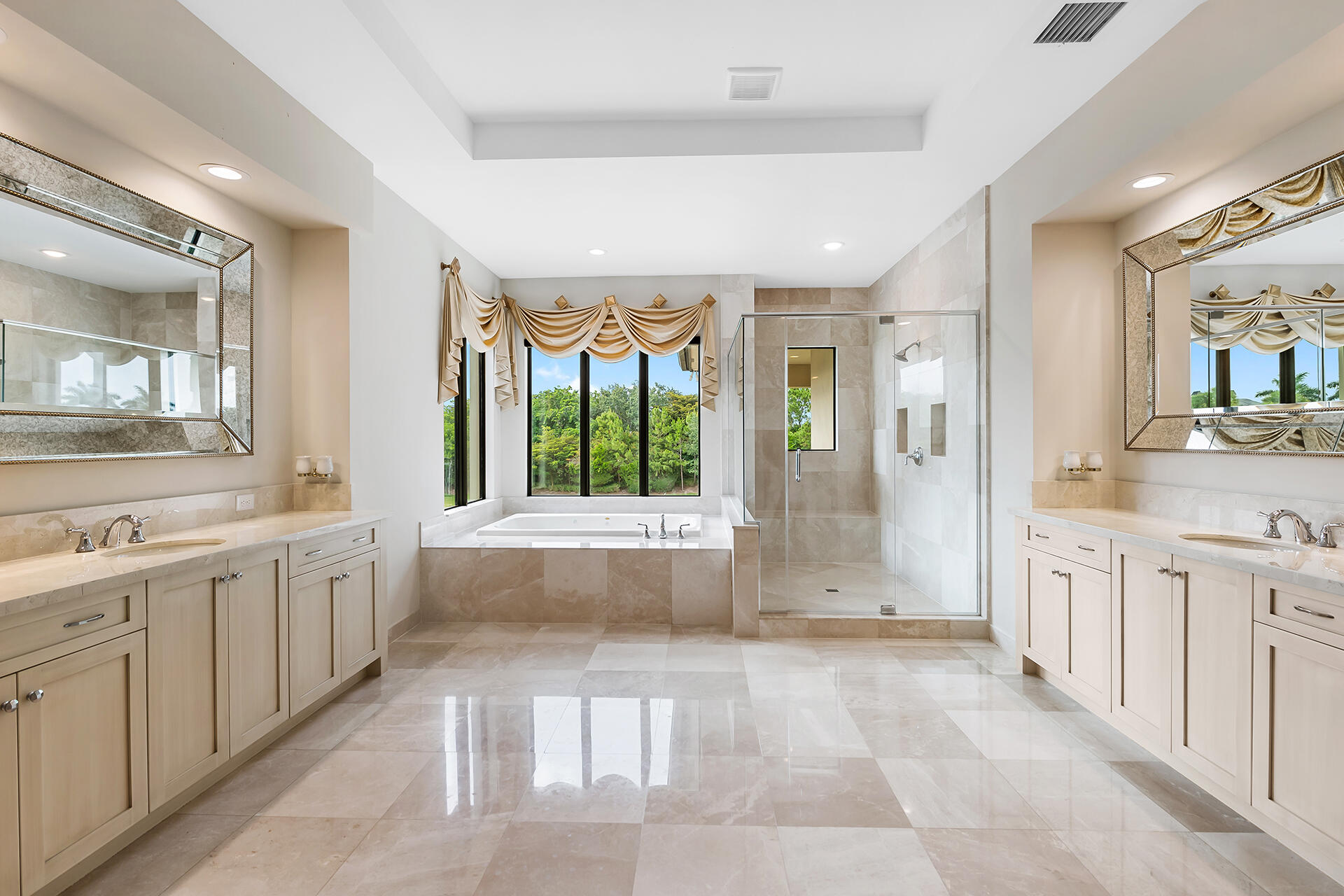 Seven Bridges - Residential