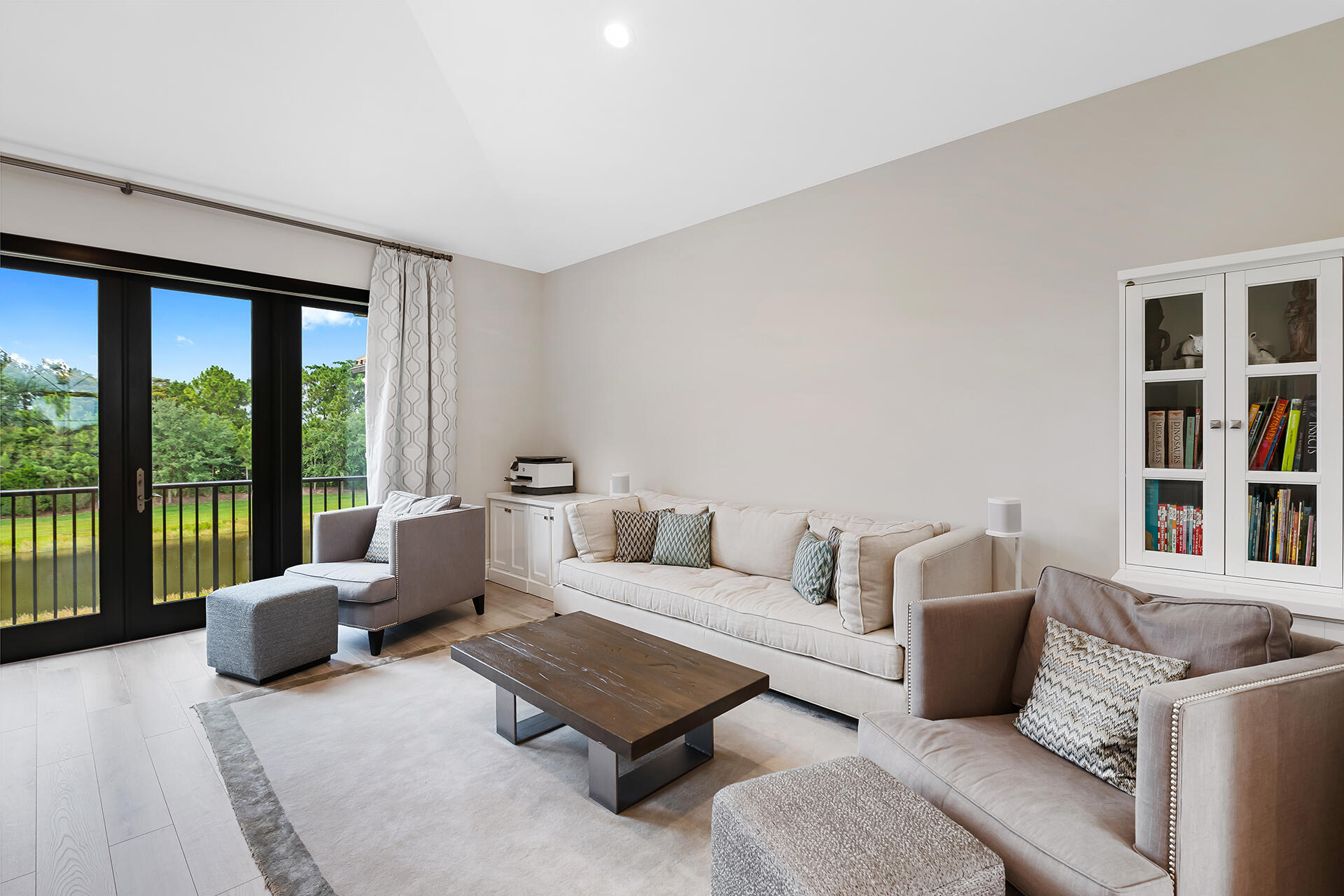 Seven Bridges - Residential