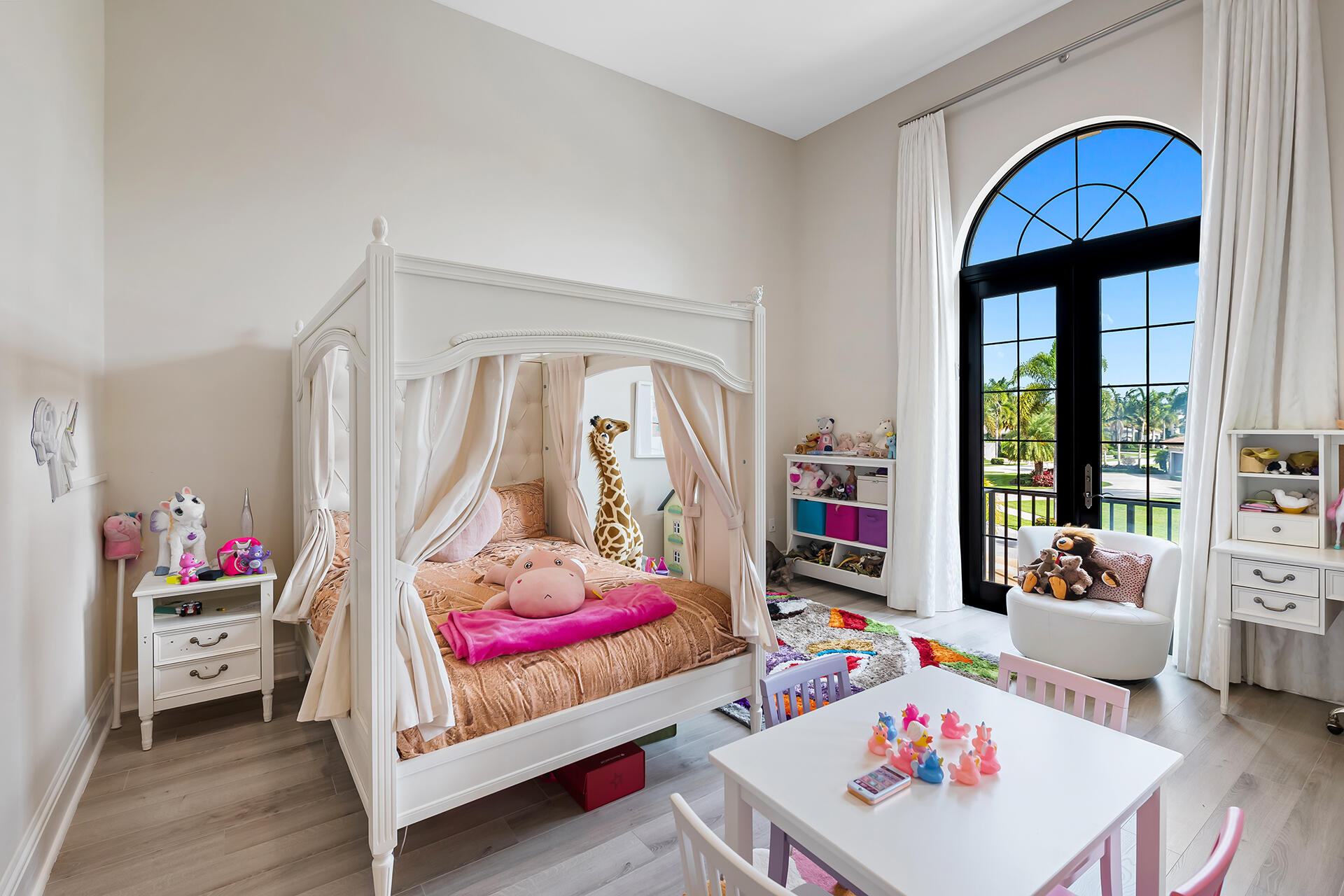 Seven Bridges - Residential