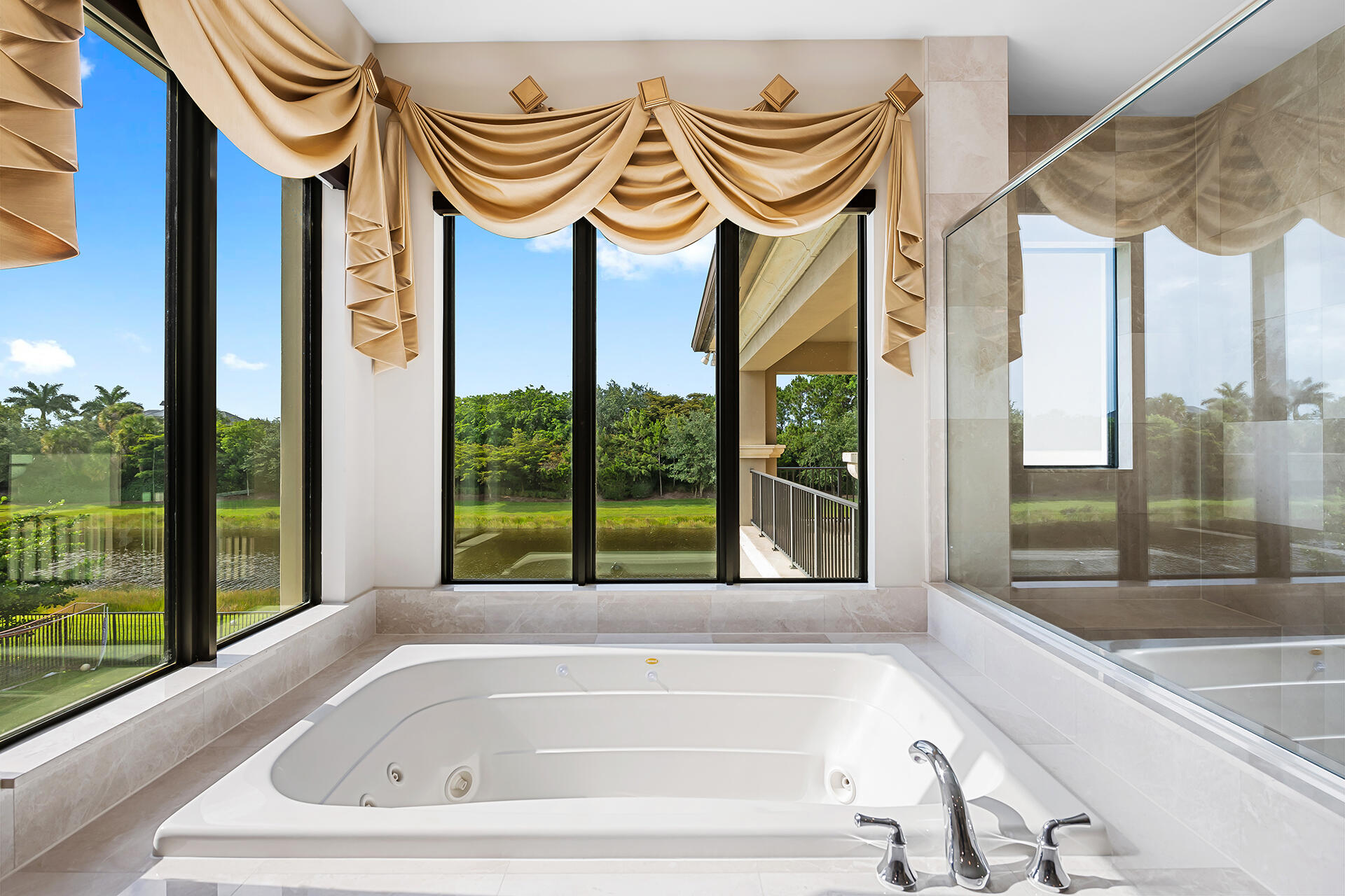 Seven Bridges - Residential