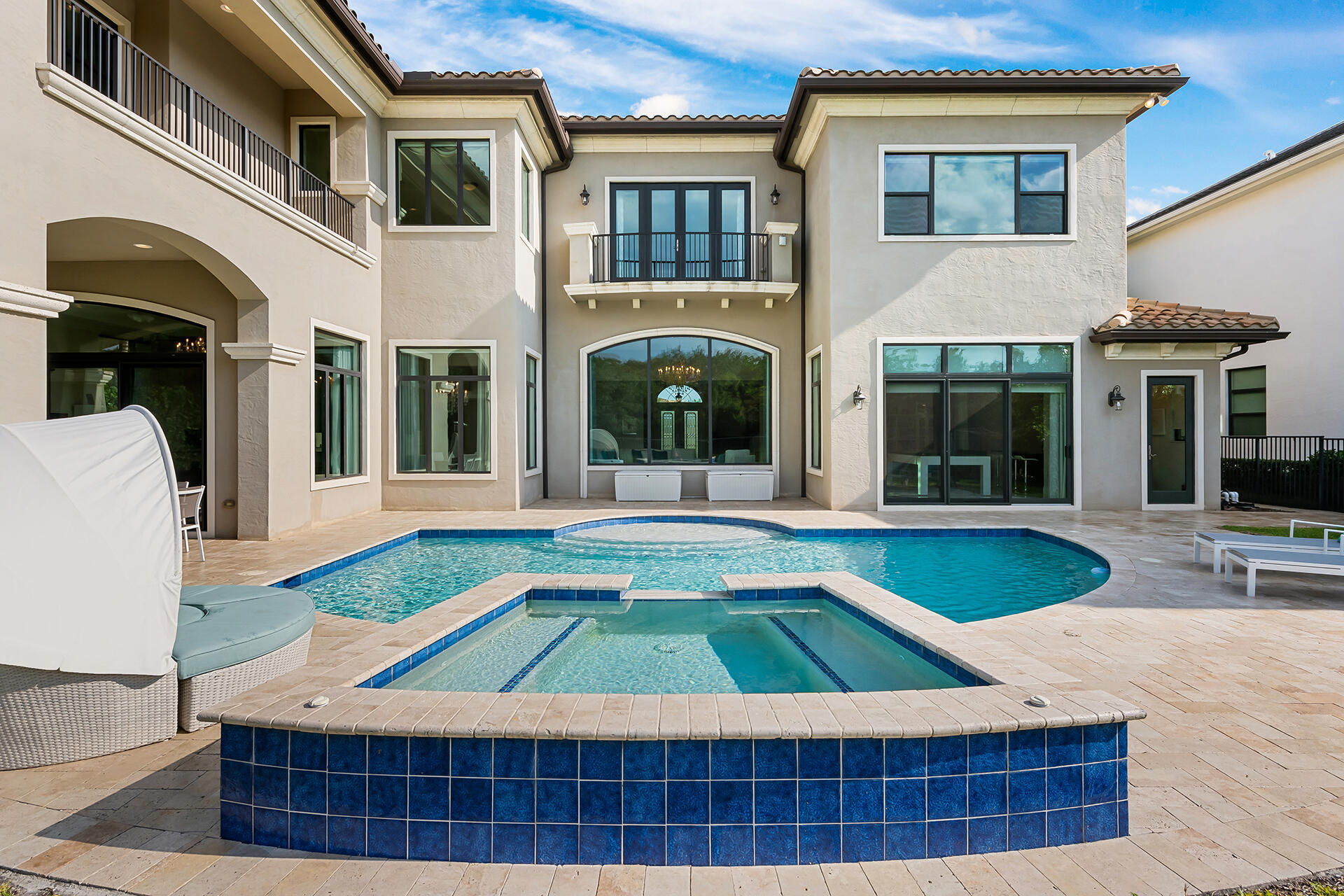 Seven Bridges - Residential