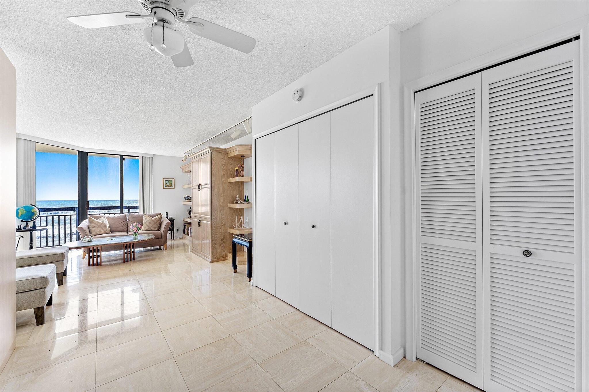 CARLTON PLACE CONDO - Residential