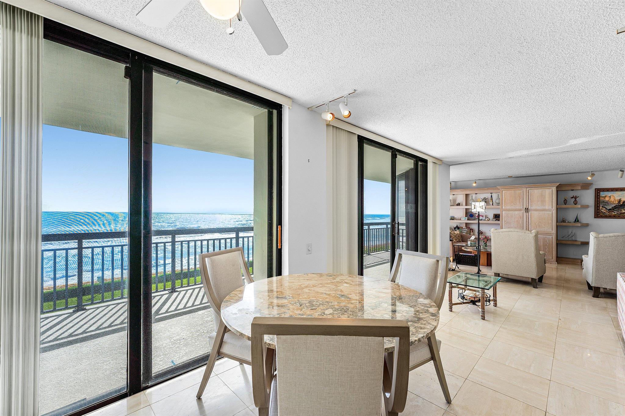 CARLTON PLACE CONDO - Residential