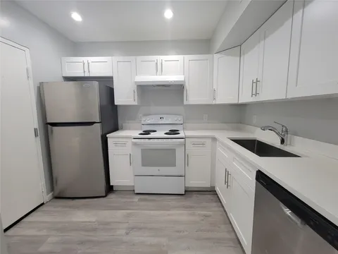 3700 NW 21st St Unit 414, Lauderdale Lakes, FL MLS: F10490111
