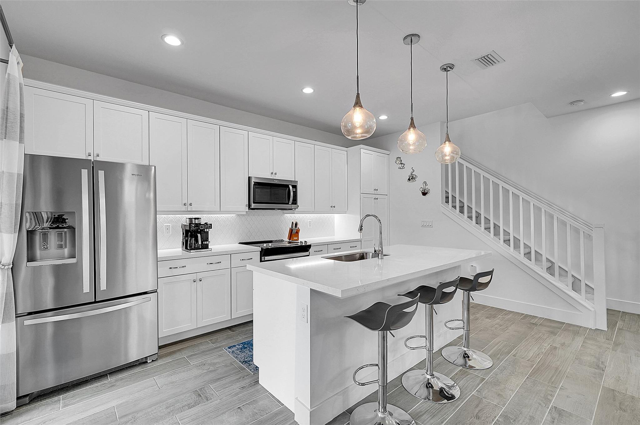 Sandpiper Pointe - Residential