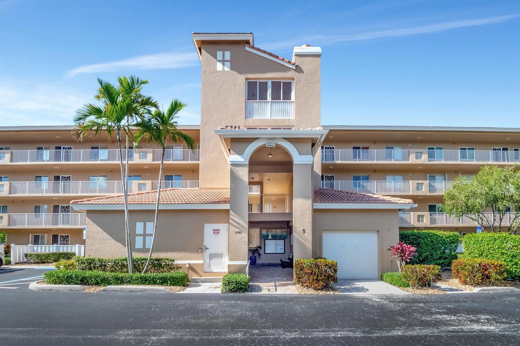 Photo of 5746 Crystal Shores Drive #402, Boynton Beach, FL 33437 (MLS # R11029236)