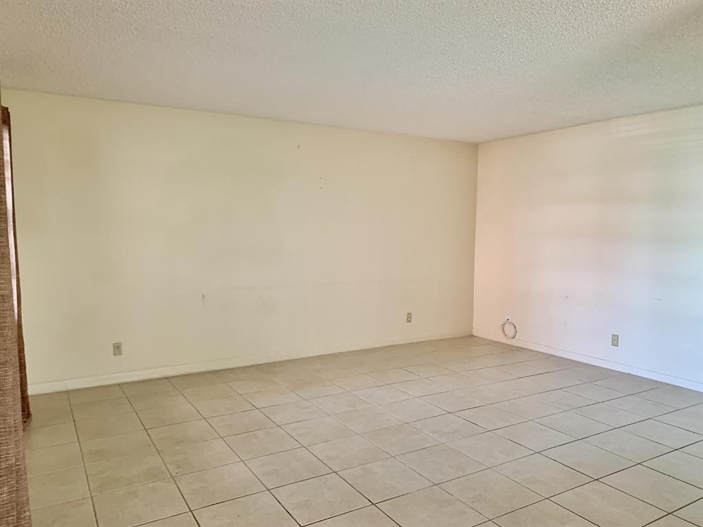 KINGS POINT - Residential Lease