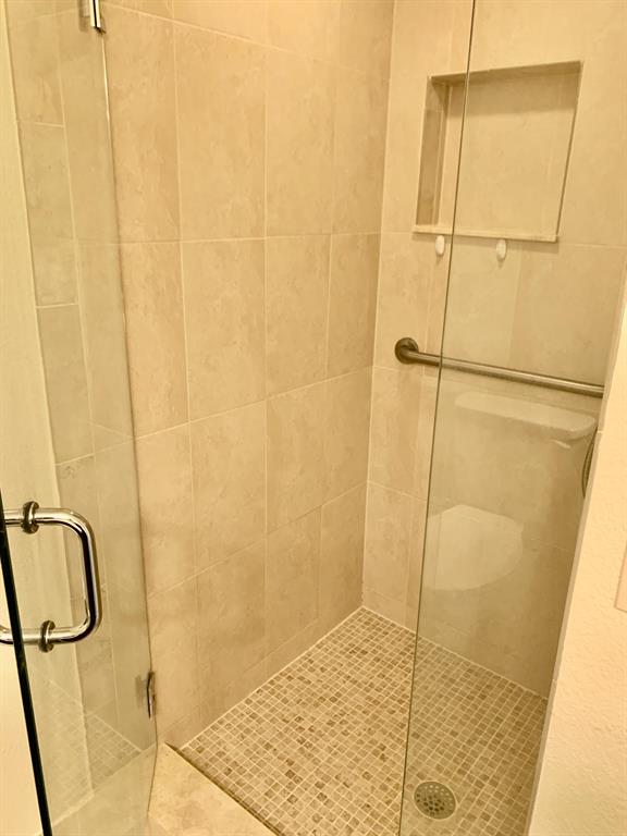 KINGS POINT - Residential Lease