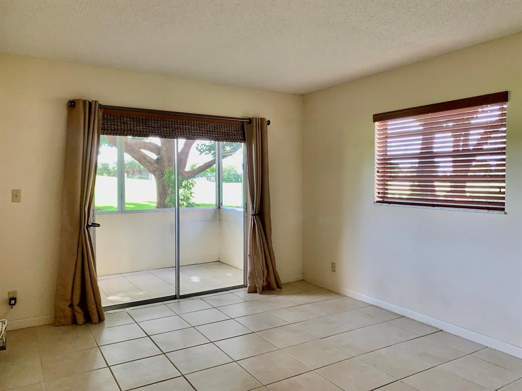 KINGS POINT - Residential Lease