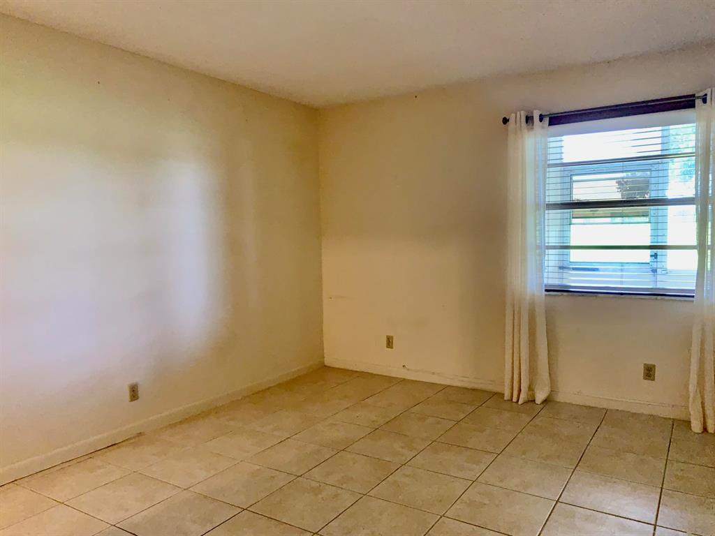 KINGS POINT - Residential Lease