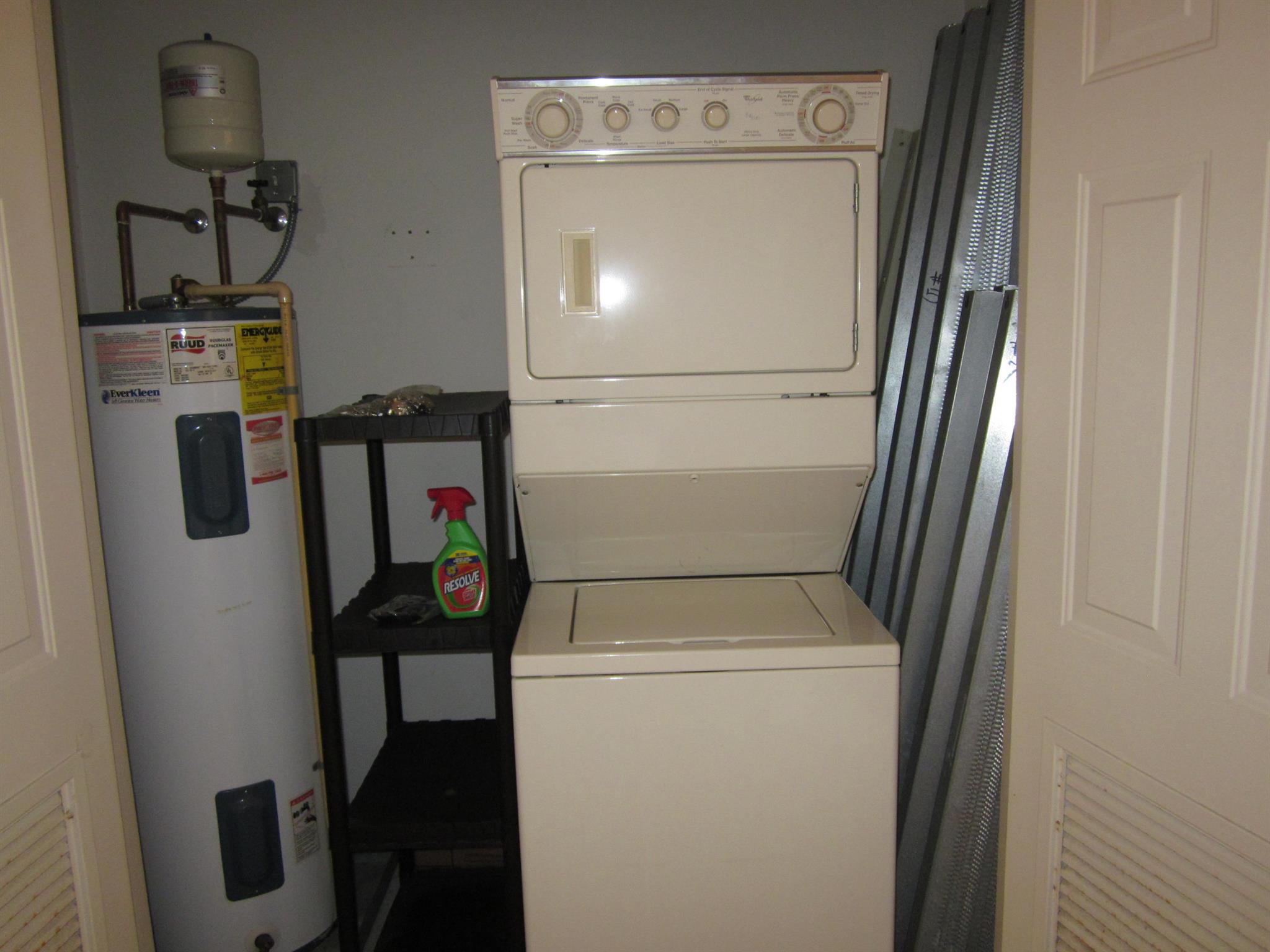 CASTLE PINES CONDOMINIUM - Residential Lease