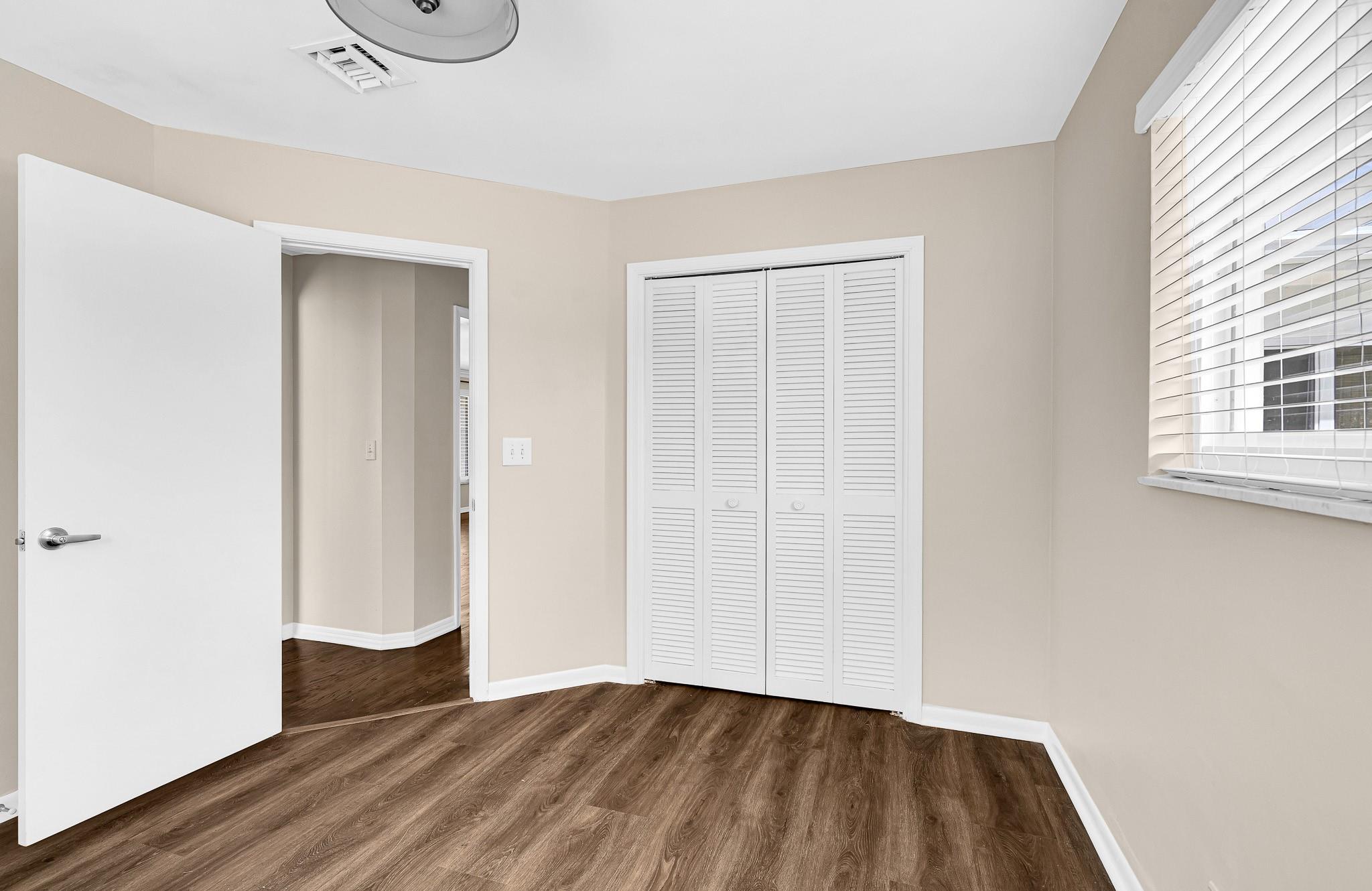 Imperial Point - Residential Lease