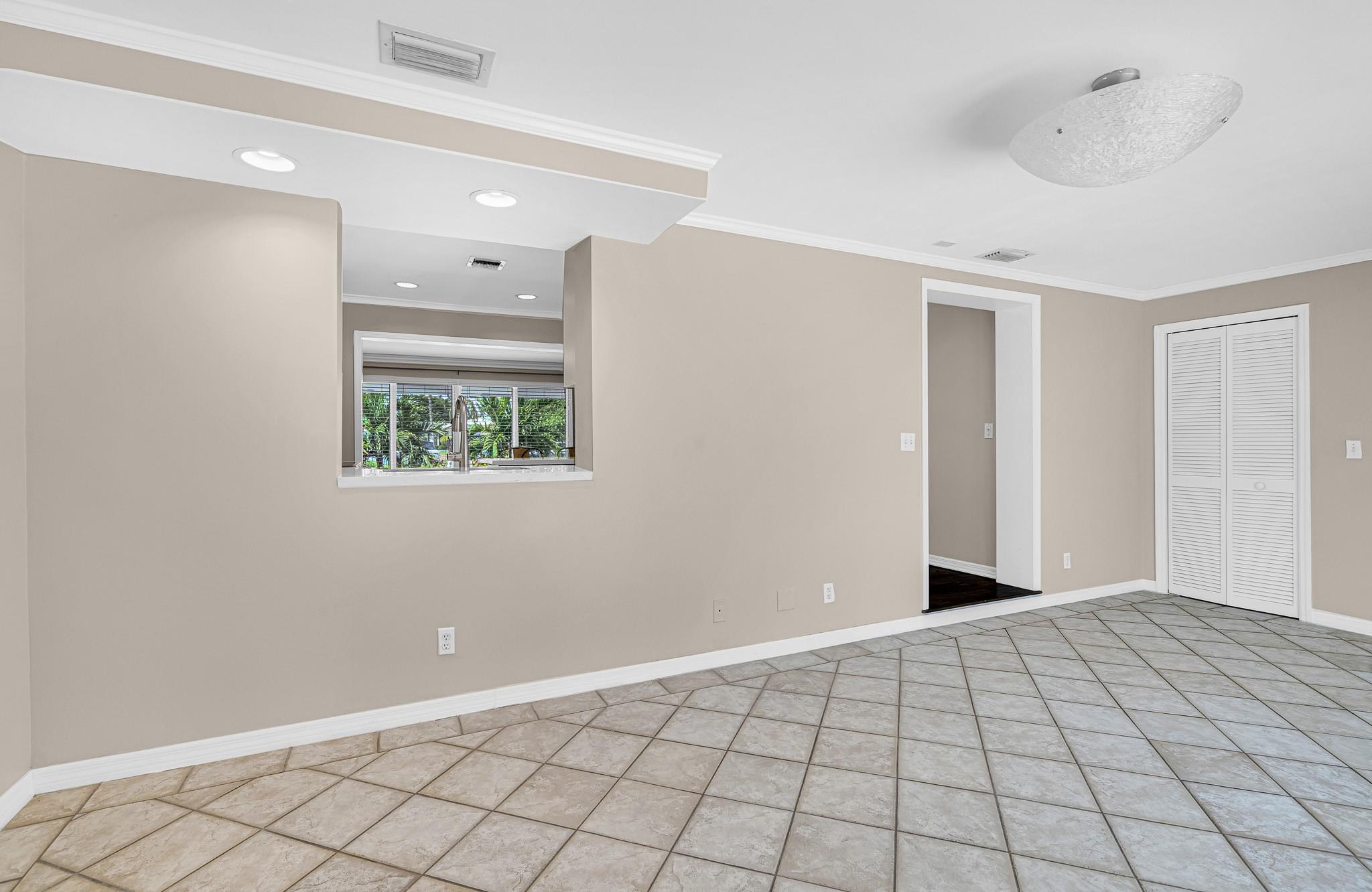 Imperial Point - Residential Lease