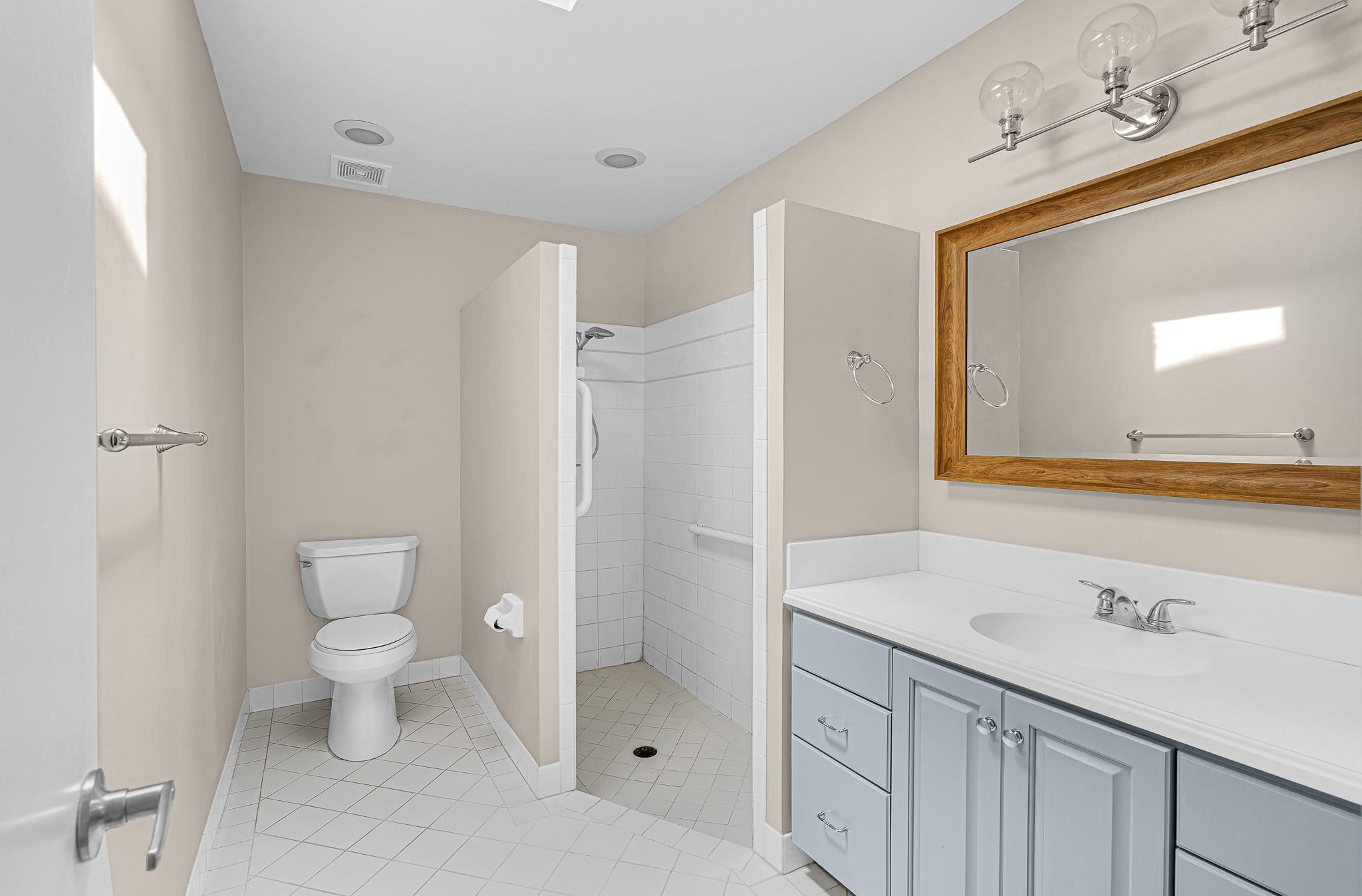 Imperial Point - Residential Lease