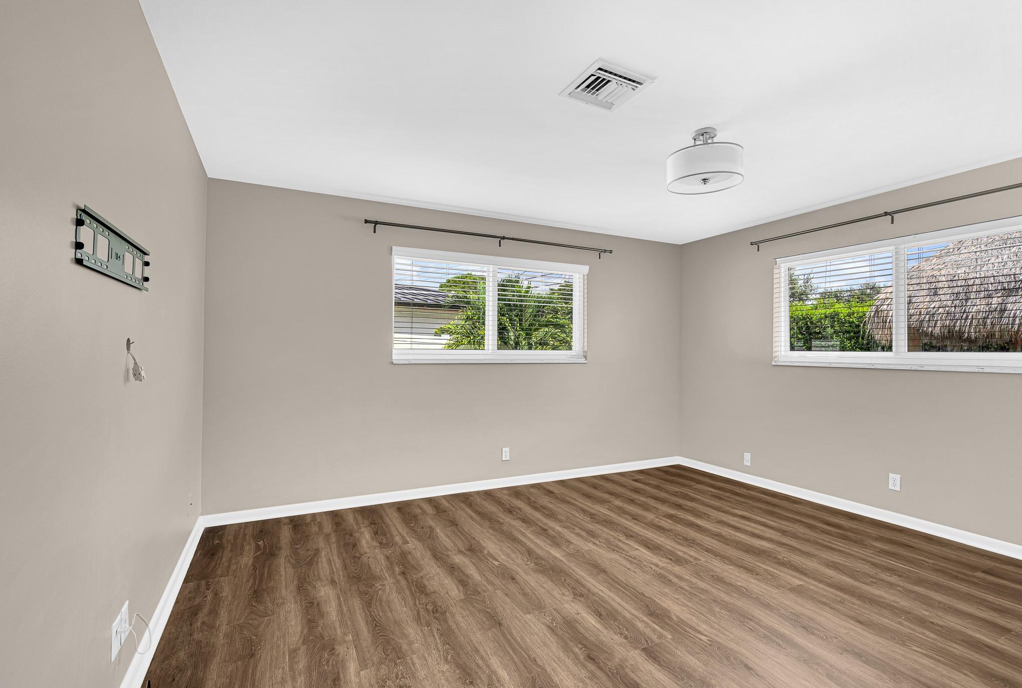 Imperial Point - Residential Lease
