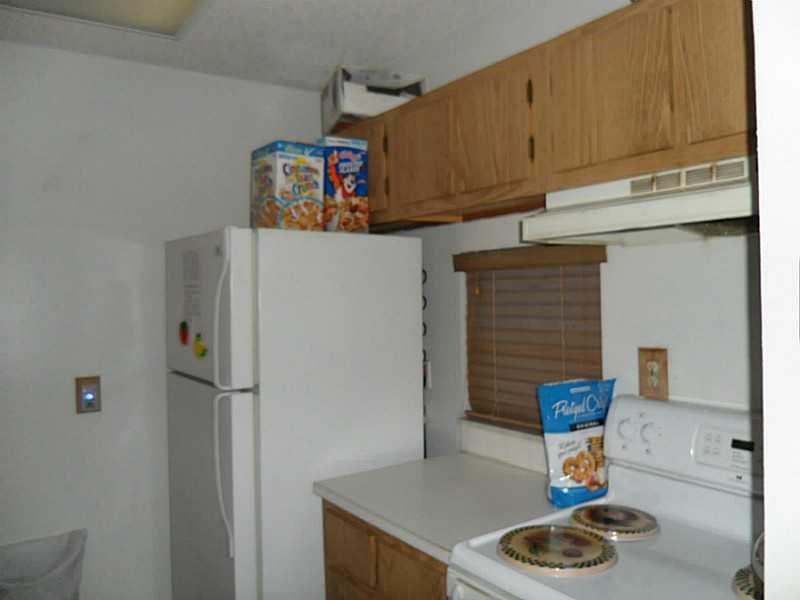 Lakeshore At University P - Residential Lease