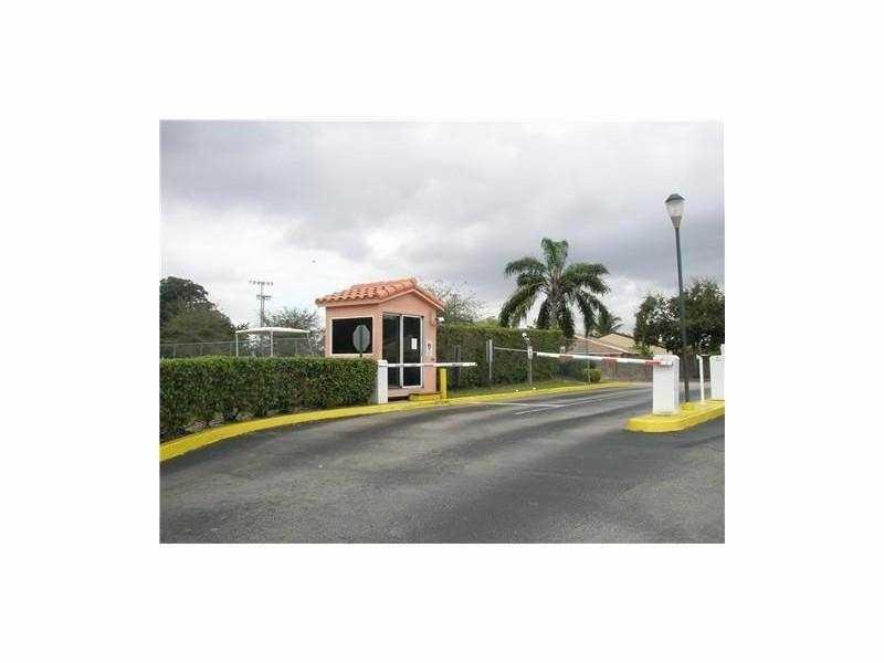 Lakeshore At University P - Residential Lease