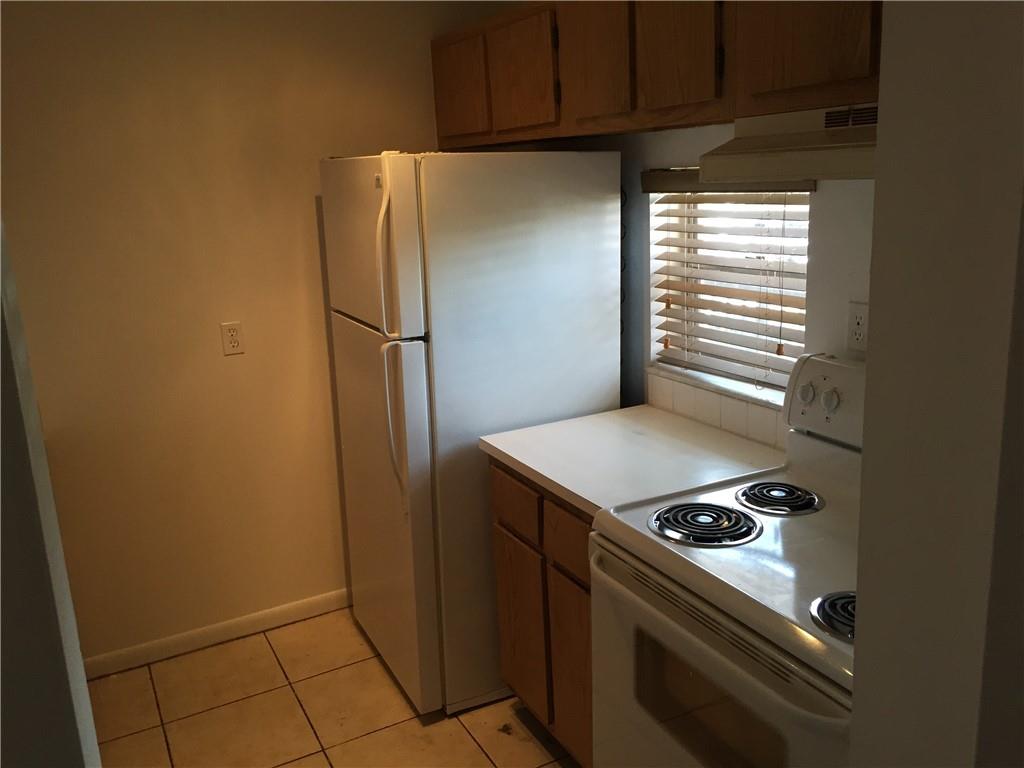 Lakeshore At University P - Residential Lease