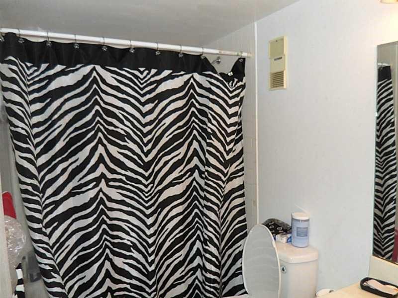 Lakeshore At University P - Residential Lease