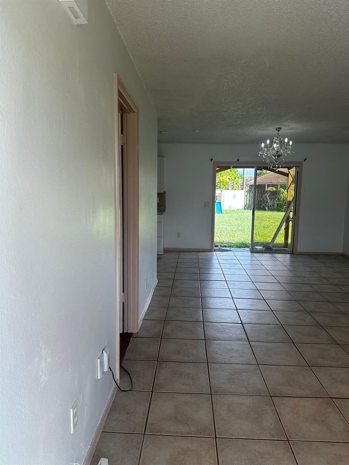 PORT ST LUCIE SECTION 40 - Residential Lease