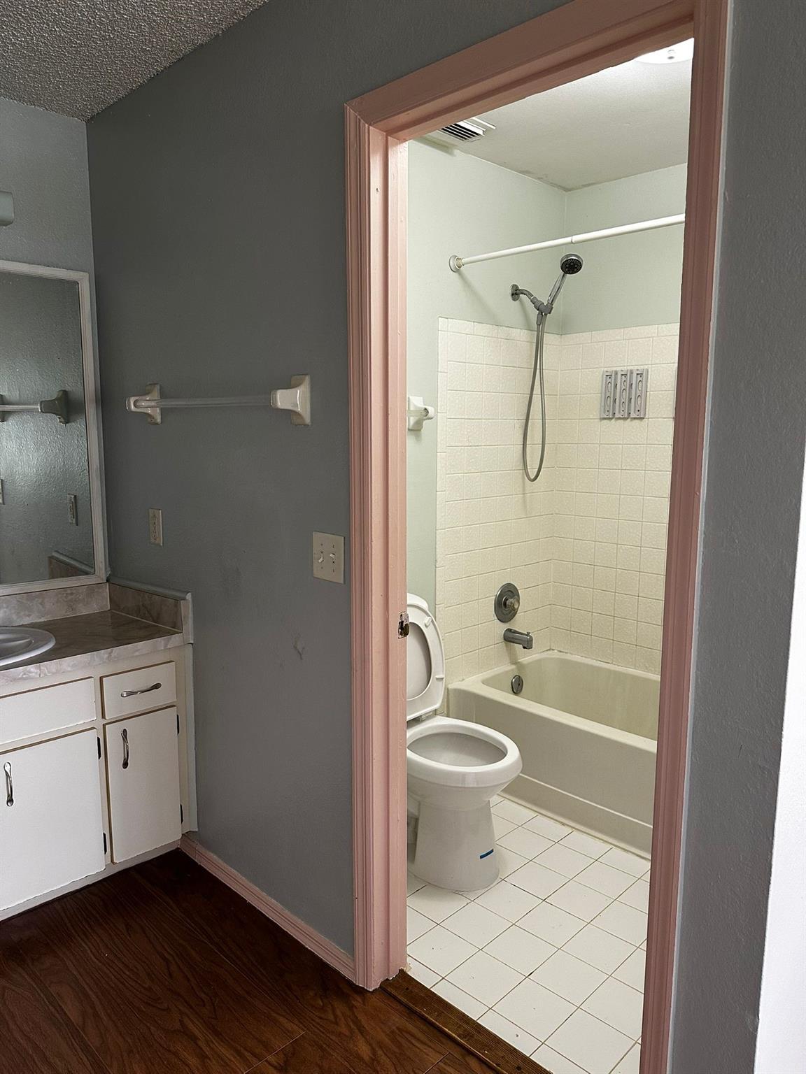 PORT ST LUCIE SECTION 40 - Residential Lease