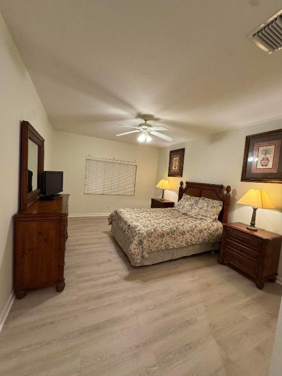 CASTLE PINES CONDOMINIUM - Residential