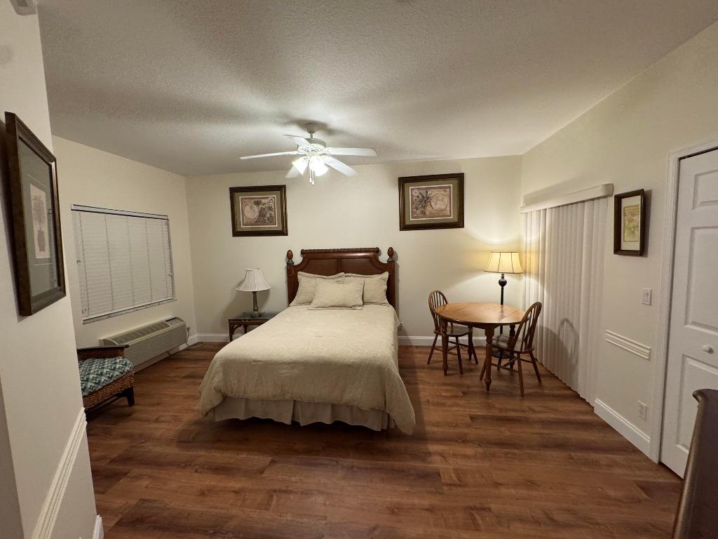 CASTLE PINES CONDOMINIUM - Residential